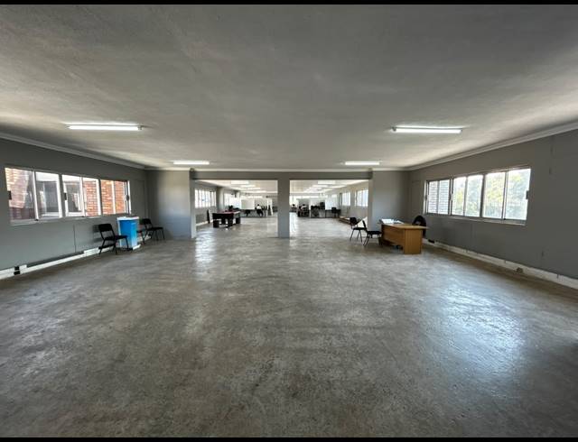 360M² WAREHOUSE TO LET IN WYNBERG